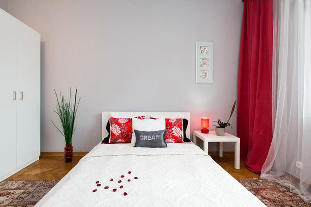 Apartament Amaryllis クラクフ 部屋 写真
